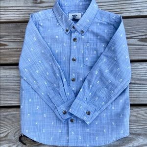⭐️ Old Navy Rabbit Ears Boy’s Button-down 5T